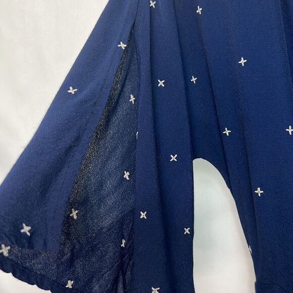 Charli Navy Embroidered high low wrap dress size 4 EUC - Picture 8 of 14